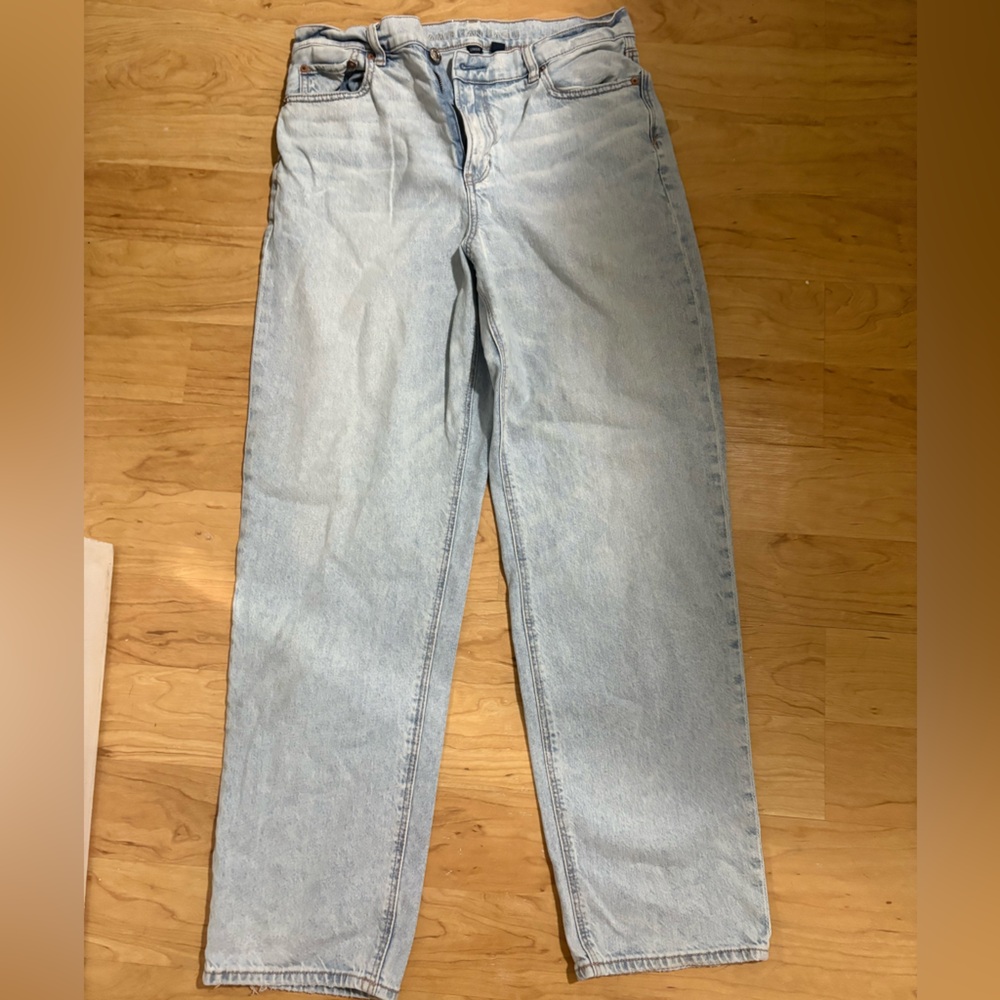American Eagle Outfitters Light Wash Jeans